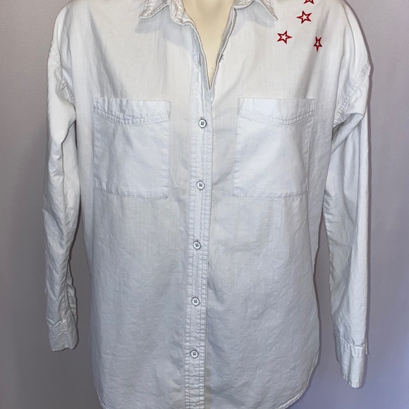 AMERICAN FLAG GUITAR GRAPHIC BACK BUTTON DOWN - Picture 3 of 6